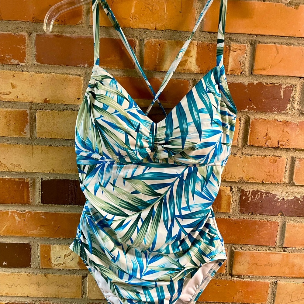 Time & Tru One piece Crisscross back